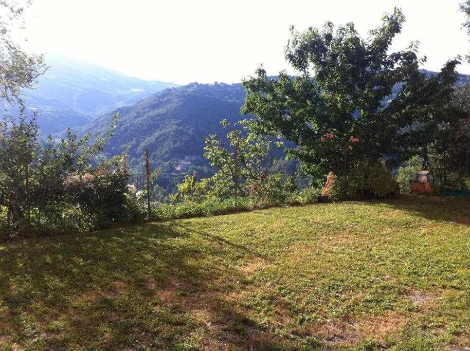 Ospitaci Appartamenti Di Campagna Le Rancole Valtopina Buitenkant foto